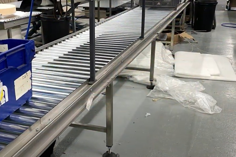 Gravity Roller Conveyors For The Furniture Industry