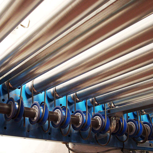 Lineshaft Powered Roller Conveyor Systems