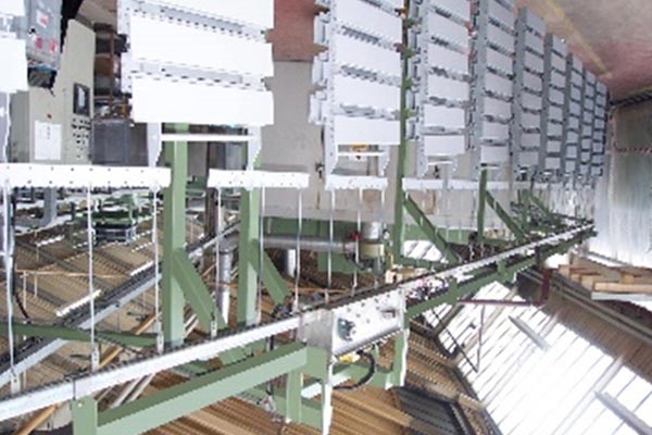 Enclosed Powertrack Enclosed Powertrack